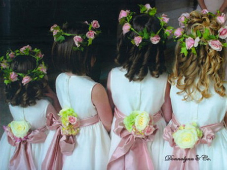 penteados-de-floristas-de-casamento-88_5 Прически за момичета, сватба