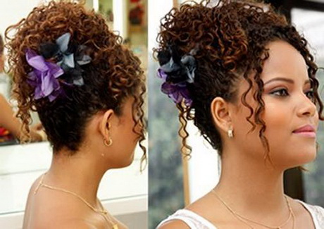 penteados-para-cabelos-cacheados-para-casamento-06-2 Прически за къдрава коса за сватба