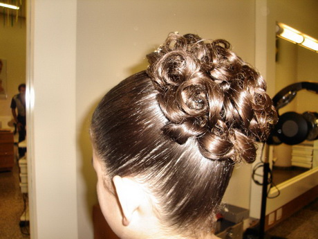 penteados-para-floristas-de-casamento-11-13 Прически за момичета, сватба