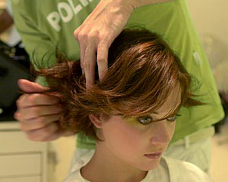 penteados-para-cabelos-curtos-e-lisos-faceis-de-fazer-10_17 Прически за къса коса и плоски са лесни за правене