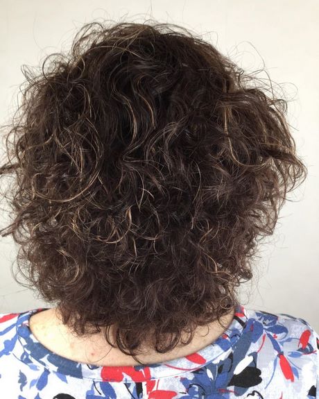 cabelos-curtos-2022-feminino-cacheados-52_8 Къса коса 2022 женски къдрава