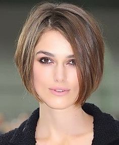 corte-de-cabelo-curto-feminino-rosto-oval-47_13 Подстригване кратко женски овално лице