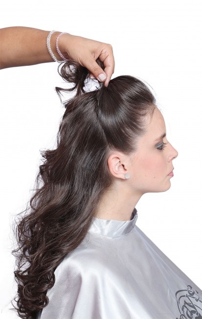 como-prender-o-cabelo-na-lateral-33_12 Как да прикрепите косата отстрани