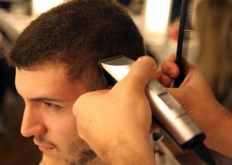 maquina-de-corte-de-cabelo-masculino-24_10 Типография подстригване мъжки