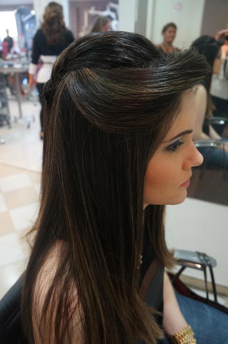 penteado-cabelo-liso-comprido-43_16 Прическа, права коса дълга коса