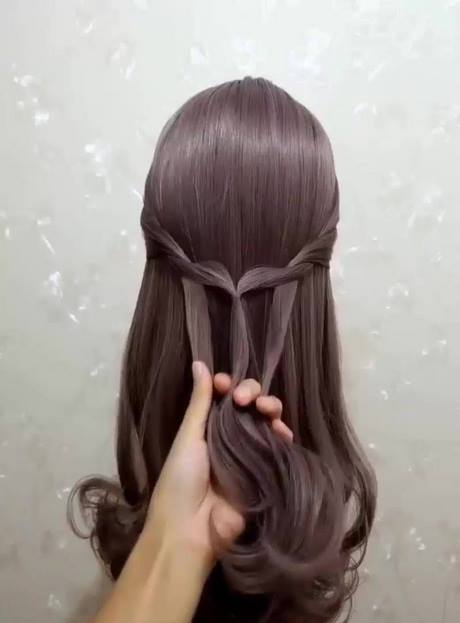 penteados-simples-em-cabelos-longos-38_14 Прости прически за дълга коса