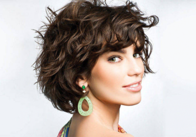 corte-de-cabelo-curto-feminino-com-luzes-55 Подстригване кратко за жени, със светлини