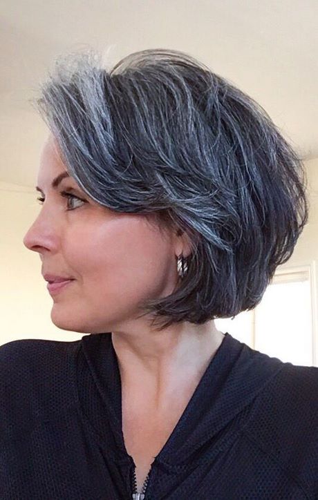 cortes-de-cabelo-grisalho-feminino-2021-81_19 Разфасовки от сива коса жена 2021