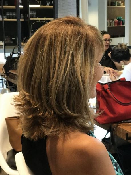 cortes-de-cabelos-medios-lisos-2021-95_10 Намаляване на космите medios плоски 2021
