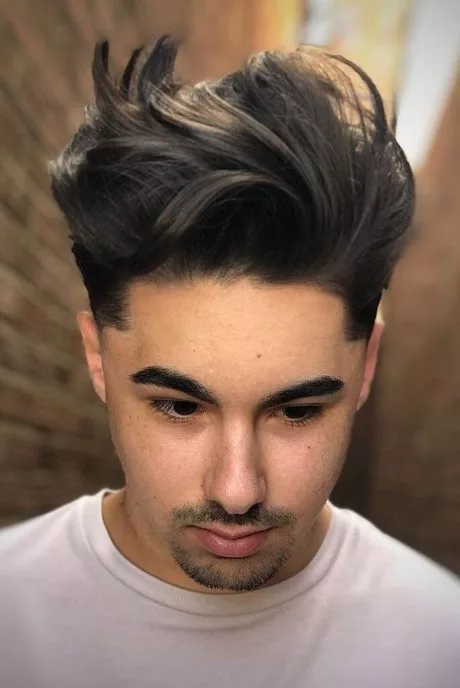 cabelo-com-franja-masculino-2023-70_6-16 Мъжка коса с бретон 2023
