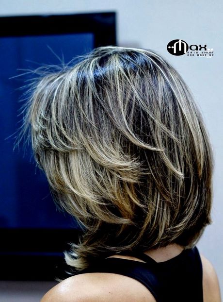 cabelo-curto-feminino-com-luzes-78 Къса коса жена със светлина