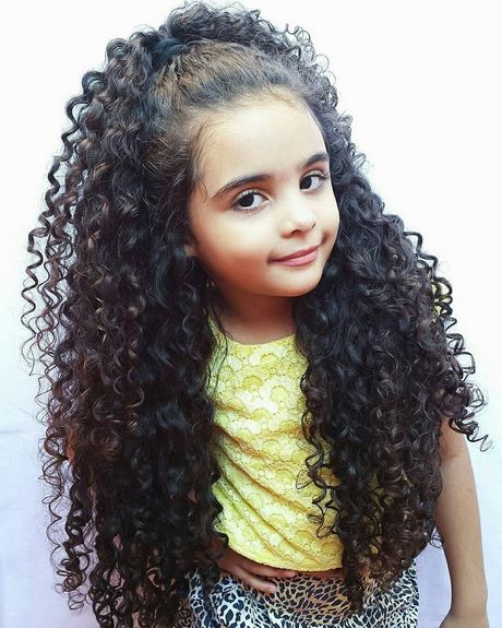 penteado-de-princesa-infantil-cabelo-cacheado-63 Принцеса Прически, бебешка коса къдрава