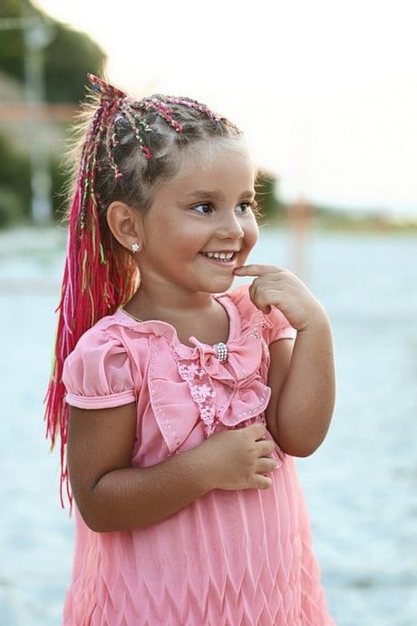 penteado-infantil-simples-cabelo-cacheado-74_2 Детска прическа проста къдрава коса
