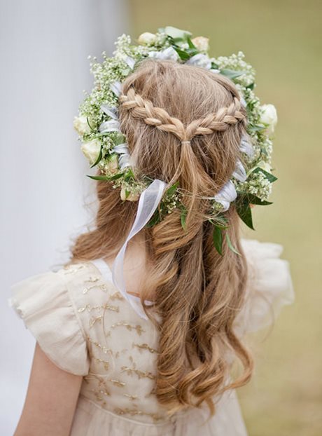 penteado-para-daminha-cabelo-curto-33_6 Прическа за момичета с цветя къса коса