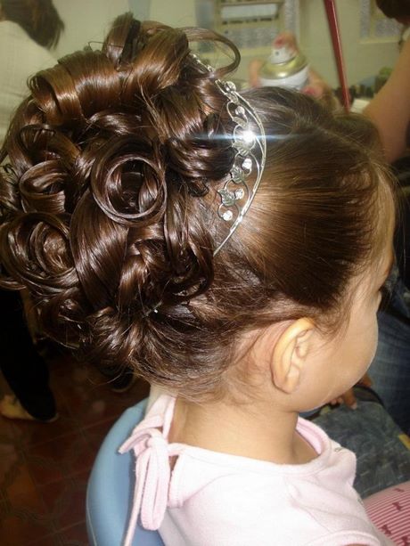 penteados-de-florista-cabelos-cacheados-infantil-12 Прически цветар къдрава коса Детски