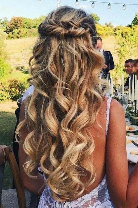 penteados-para-cabelos-ondulados-para-casamento-06_11 Прически за вълнообразна коса за сватба