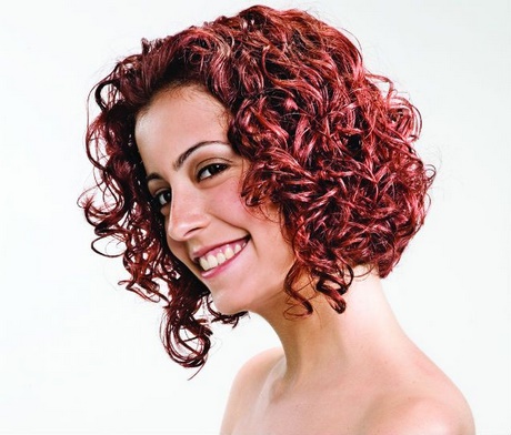 cortes-de-cabelo-feminino-encaracolados-curtos-52_10 Прически женски къса къдрава коса