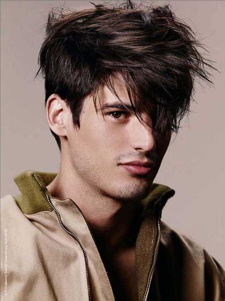 cabelo-medio-com-franja-masculino-25_6 Средна коса с ресни мъже