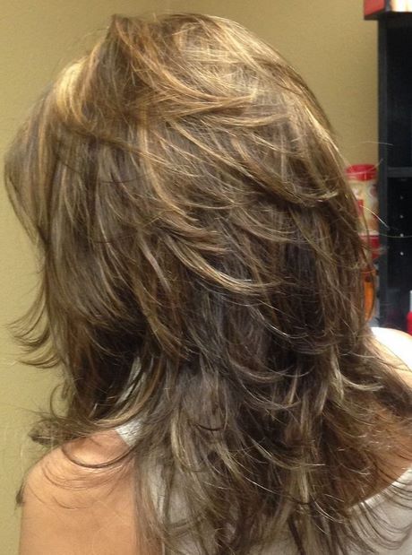 cabelos-medios-escalados-70_12 Средна къдрава коса