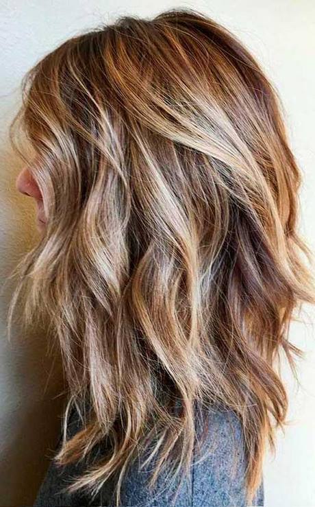 cabelos-ondulados-medios-30_3 Средно вълнообразна коса