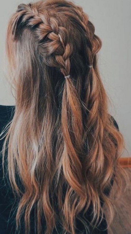 penteado-em-cabelo-ondulado-89_11 Прическа във вълнообразна коса