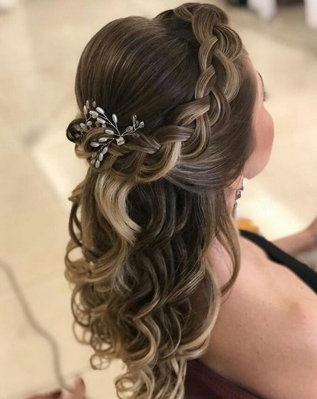 penteado-para-cabelo-de-casamento-41_9 Прическа за сватбена коса