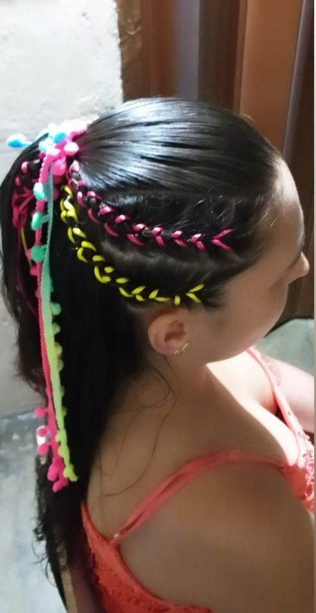penteados-com-fitas-para-cabelos-cacheados-64_16 Прически с панделки за къдрава коса