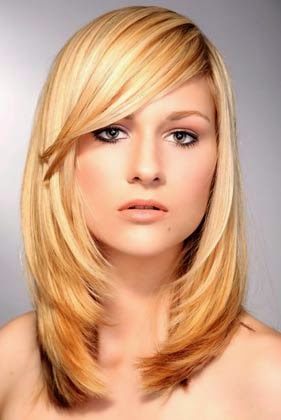 cabelos-lisos-cortes-femininos-61_3 Косата прави сегменти женски